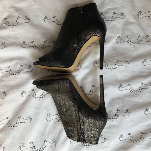 GUESS Adara Metallic Booties - Picture 6 of 7